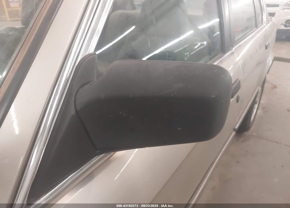 1985 BMW 325 E VIN: WBAAE5402F0699120