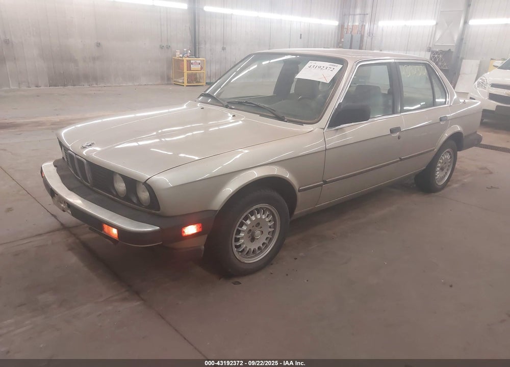 1985 BMW 325 E VIN: WBAAE5402F0699120