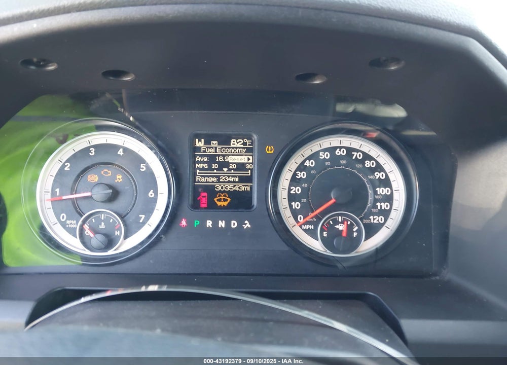 2015 RAM 1500 EXPRESS VIN: 1C6RR6KT4FS566478
