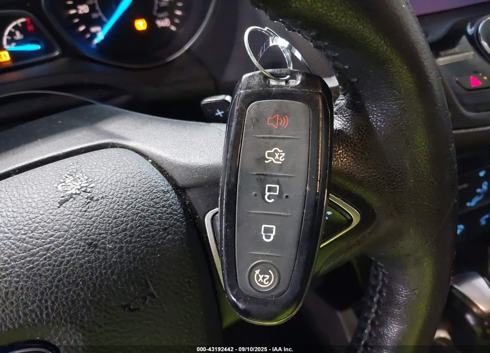 2017 FORD ESCAPE VIN: 1FMCU0JD7HUA18532