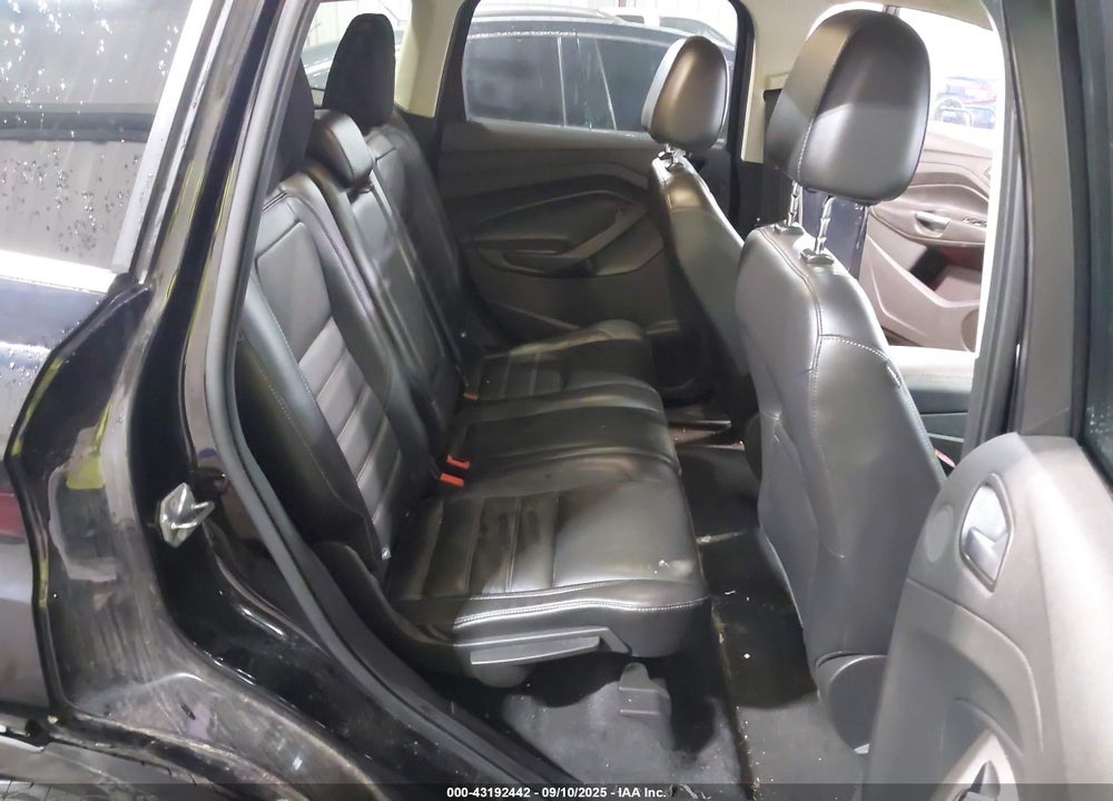 2017 FORD ESCAPE VIN: 1FMCU0JD7HUA18532