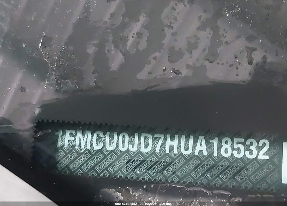2017 FORD ESCAPE VIN: 1FMCU0JD7HUA18532