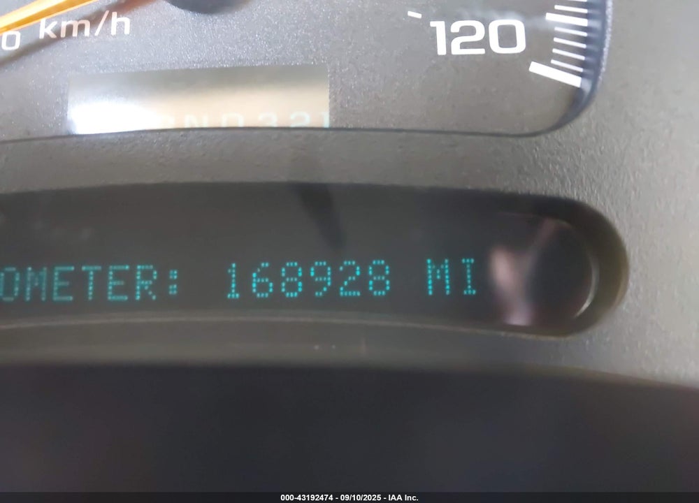 2005 GMC YUKON XL 1500 SLT VIN: 3GKEC16Z55G210674