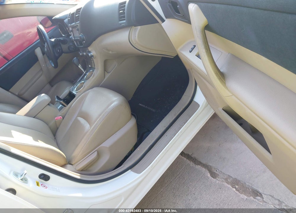 2013 TOYOTA HIGHLANDER VIN: 5TDZK3EH7DS138736