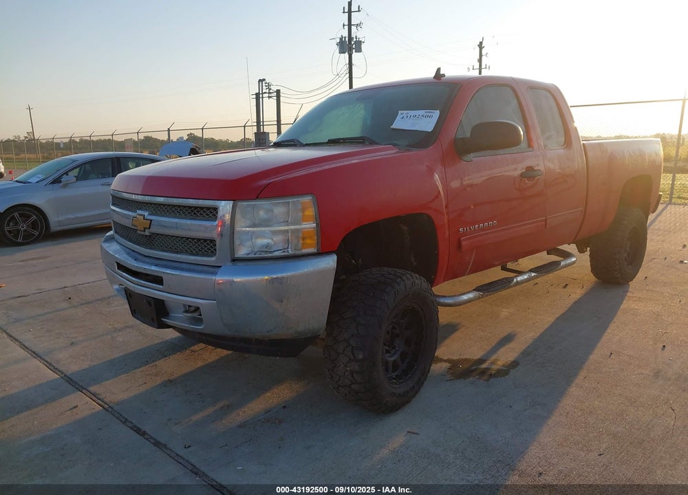 2013 CHEVROLET SILVERADO 1500 LT VIN: 1GCRKSE72DZ130866