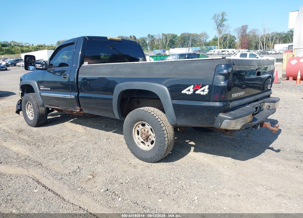2005 GMC SIERRA 2500HD SLE VIN: 1GTHK24235E208081