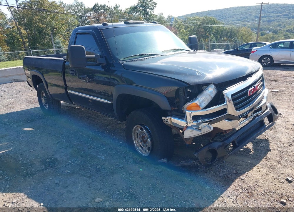 2005 GMC SIERRA 2500HD SLE VIN: 1GTHK24235E208081