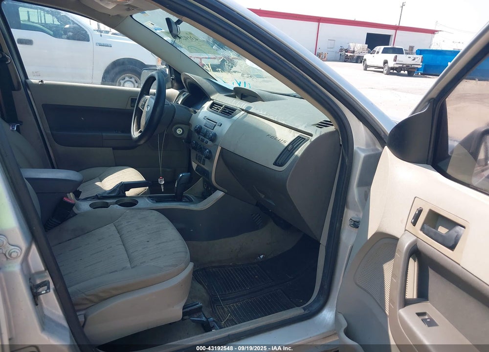 2010 FORD FOCUS SE VIN: 1FAHP3FN3AW207327