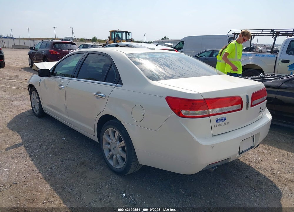 2012 LINCOLN MKZ VIN: 3LNHL2GC8CR814600