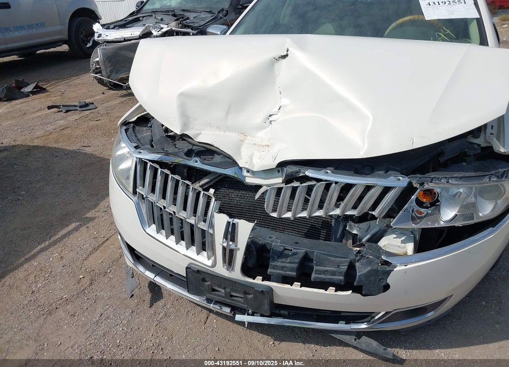 2012 LINCOLN MKZ VIN: 3LNHL2GC8CR814600