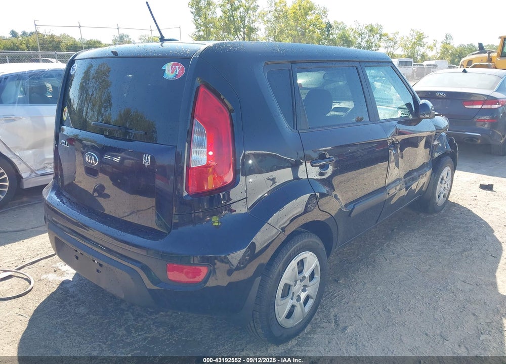 2012 KIA SOUL VIN: KNDJT2A52C7746690
