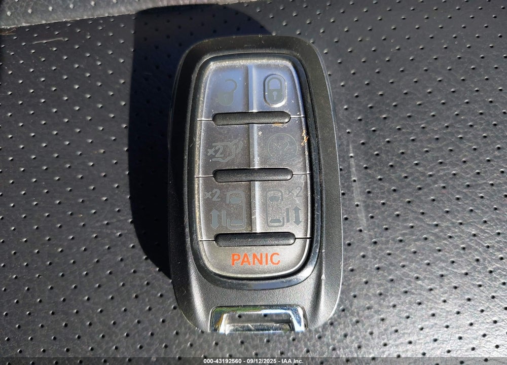 2019 CHRYSLER PACIFICA TOURING L VIN: 2C4RC1BG5KR643726