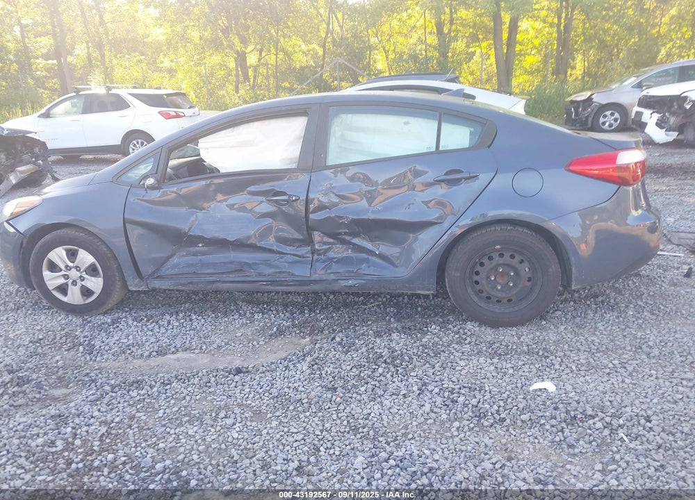 2016 KIA FORTE VIN: KNAFK4A62G5440553