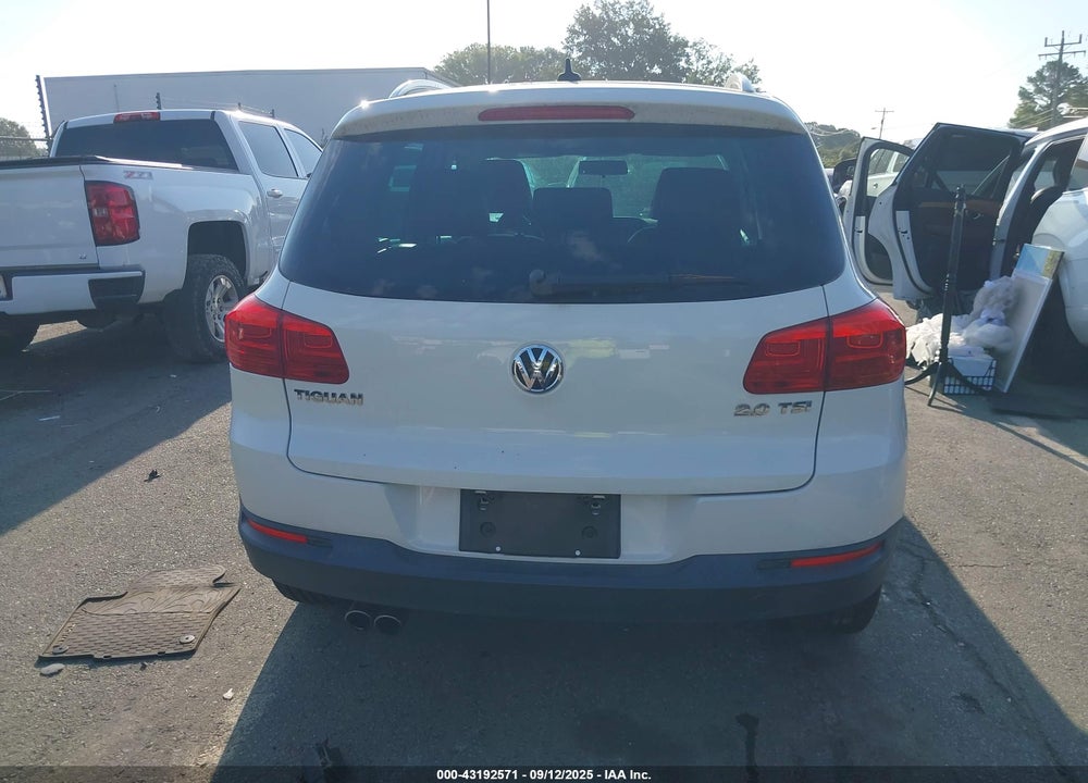 2014 VOLKSWAGEN TIGUAN SE VIN: WVGAV3AX7EW537841