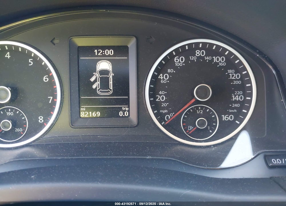 2014 VOLKSWAGEN TIGUAN SE VIN: WVGAV3AX7EW537841