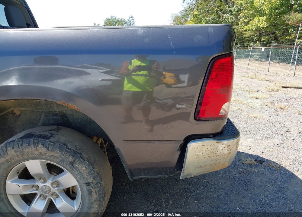 2014 RAM 1500 VIN: 1C6RR7KG2ES302229