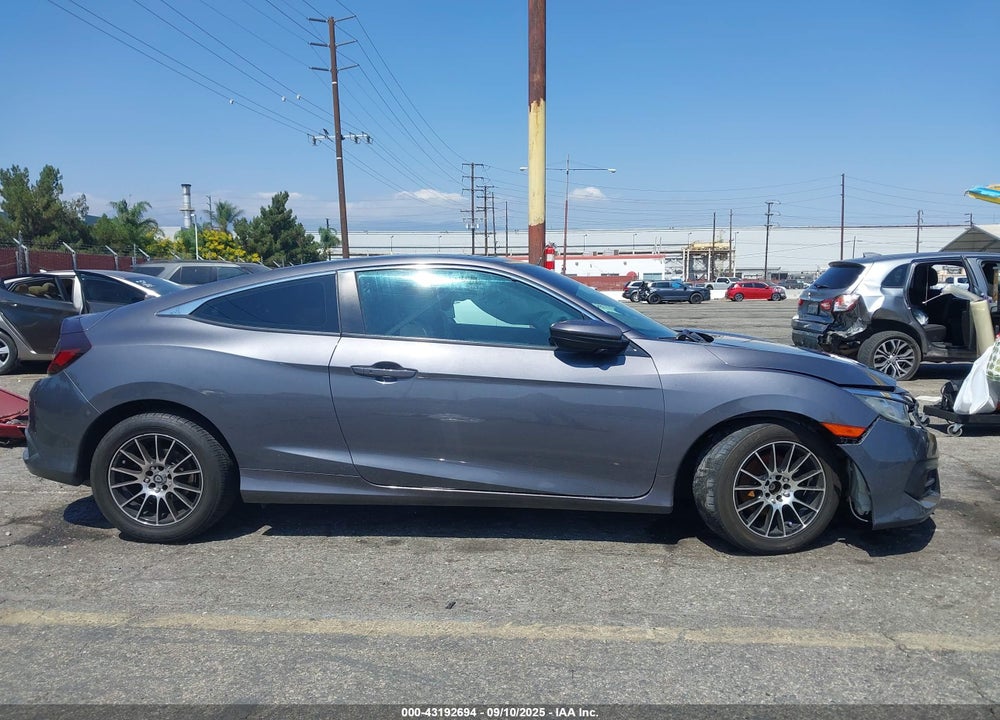 2018 HONDA CIVIC VIN: 2HGFC4B02JH305620