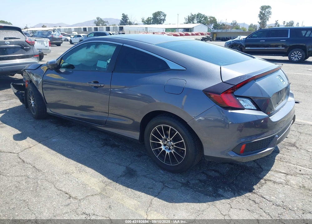 2018 HONDA CIVIC VIN: 2HGFC4B02JH305620