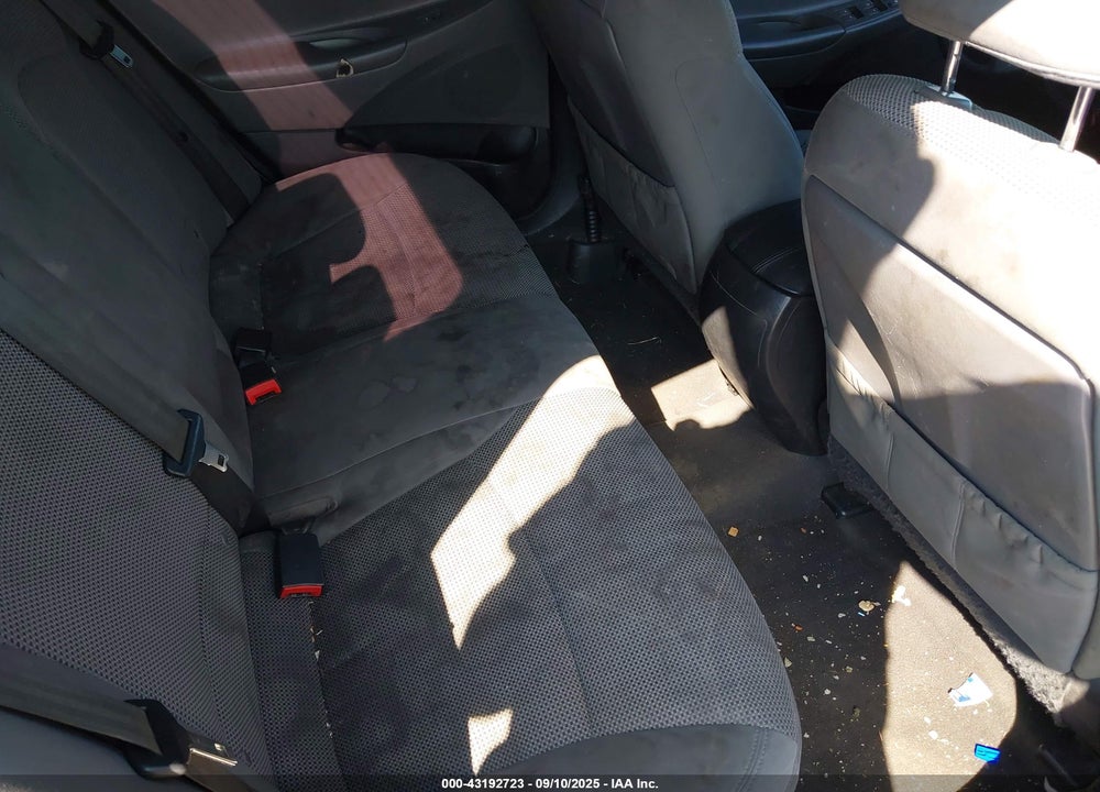 2013 HYUNDAI SONATA VIN: 5NPEB4AC1DH749401