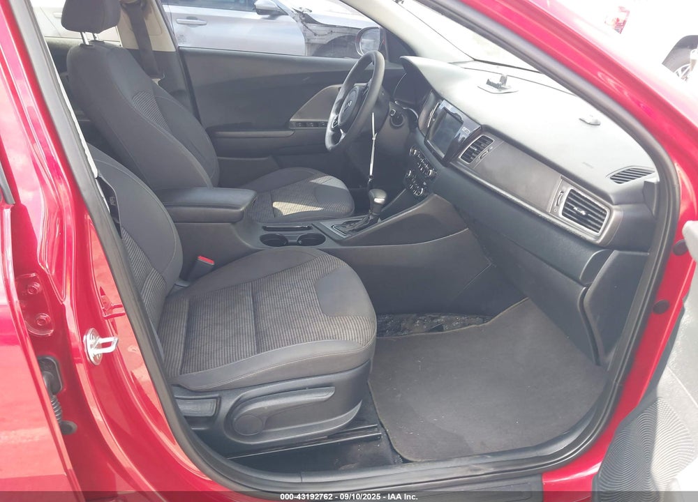 2019 KIA NIRO VIN: KNDCB3LC3K5295339