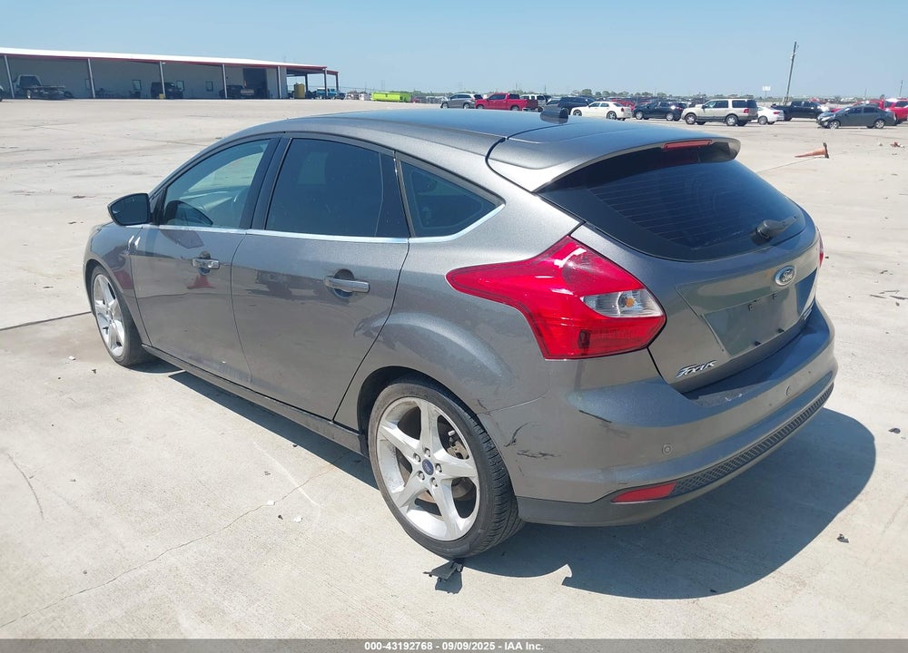 2014 FORD FOCUS VIN: 1FADP3N20EL430101