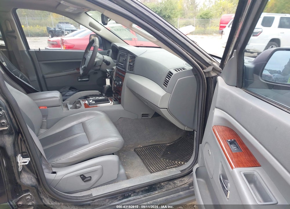 2007 JEEP GRAND CHEROKEE LIMITED VIN: 1J8HR58237C682398