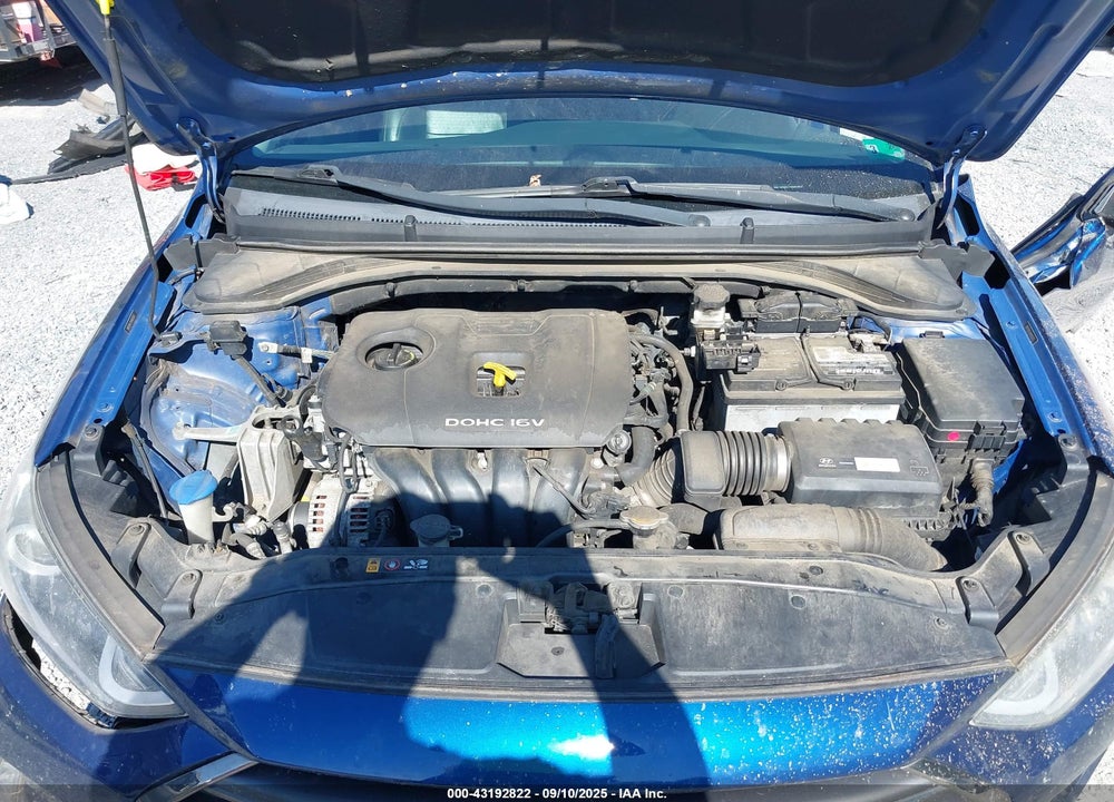 2017 HYUNDAI ELANTRA LIMITED VIN: 5NPD84LF0HH053037