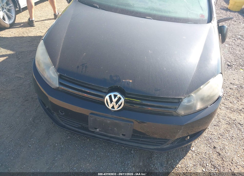 2010 VOLKSWAGEN GOLF VIN: WVWDB7AJ1AW363529