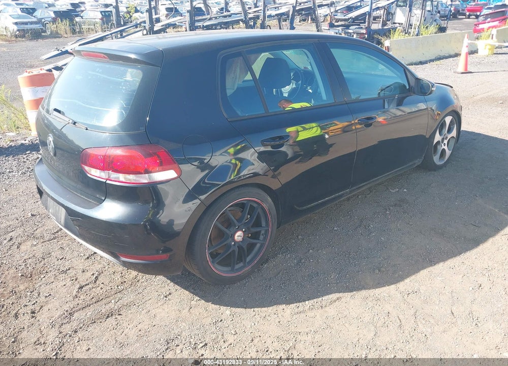 2010 VOLKSWAGEN GOLF VIN: WVWDB7AJ1AW363529