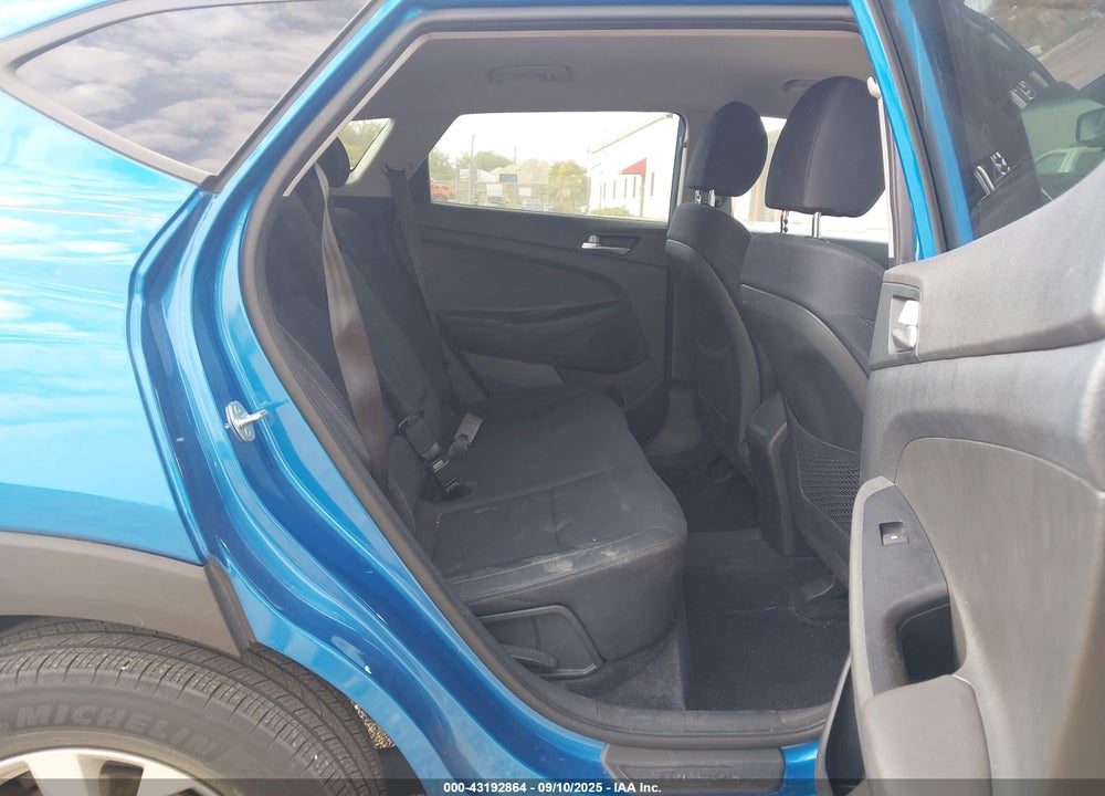 2021 HYUNDAI TUCSON VIN: KM8J3CA41MU299250