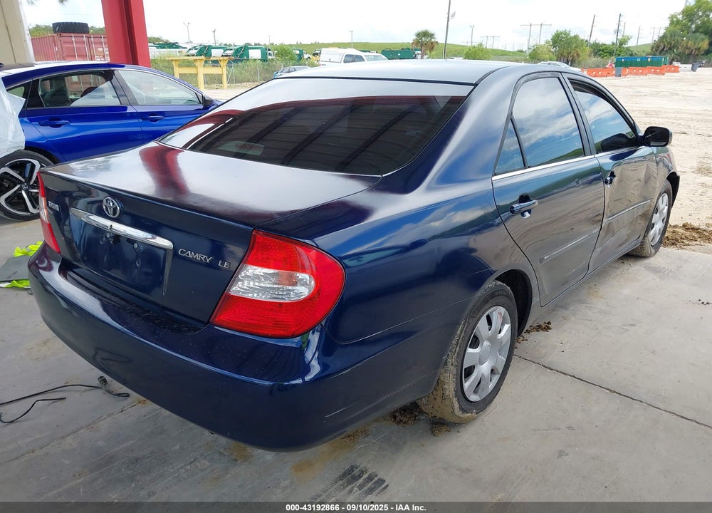 2002 TOYOTA CAMRY XLE VIN: 4T1BE32K32U575209