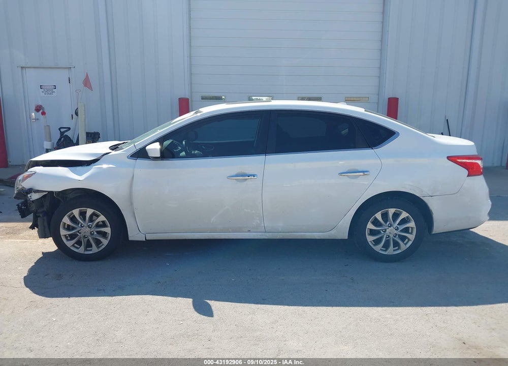 2017 NISSAN SENTRA SV VIN: 3N1AB7AP2HY325501