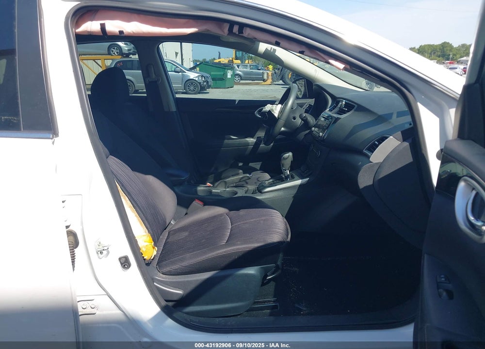 2017 NISSAN SENTRA SV VIN: 3N1AB7AP2HY325501