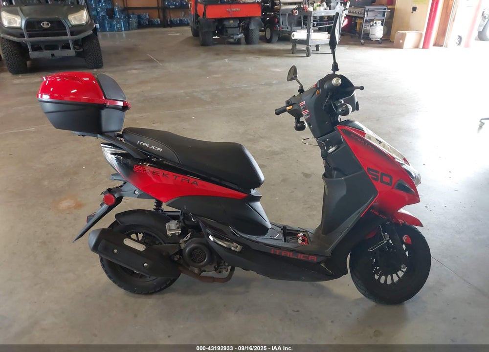 2024 TZTC SCOOTER VIN: HZ2TABGE2R1001604