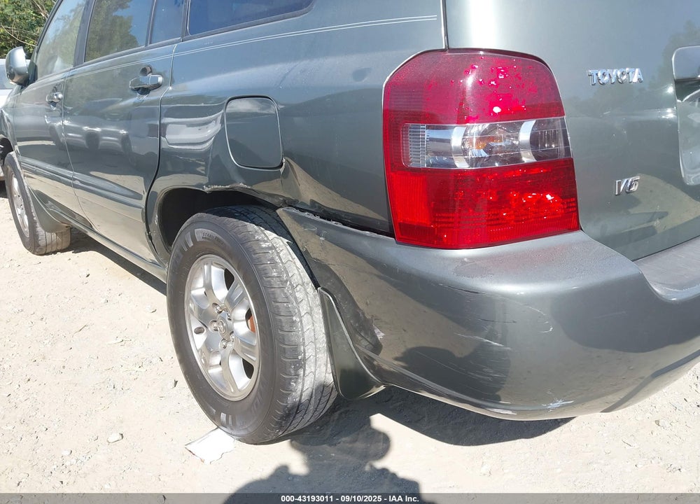 2006 TOYOTA HIGHLANDER V6 VIN: JTEDP21A460105225