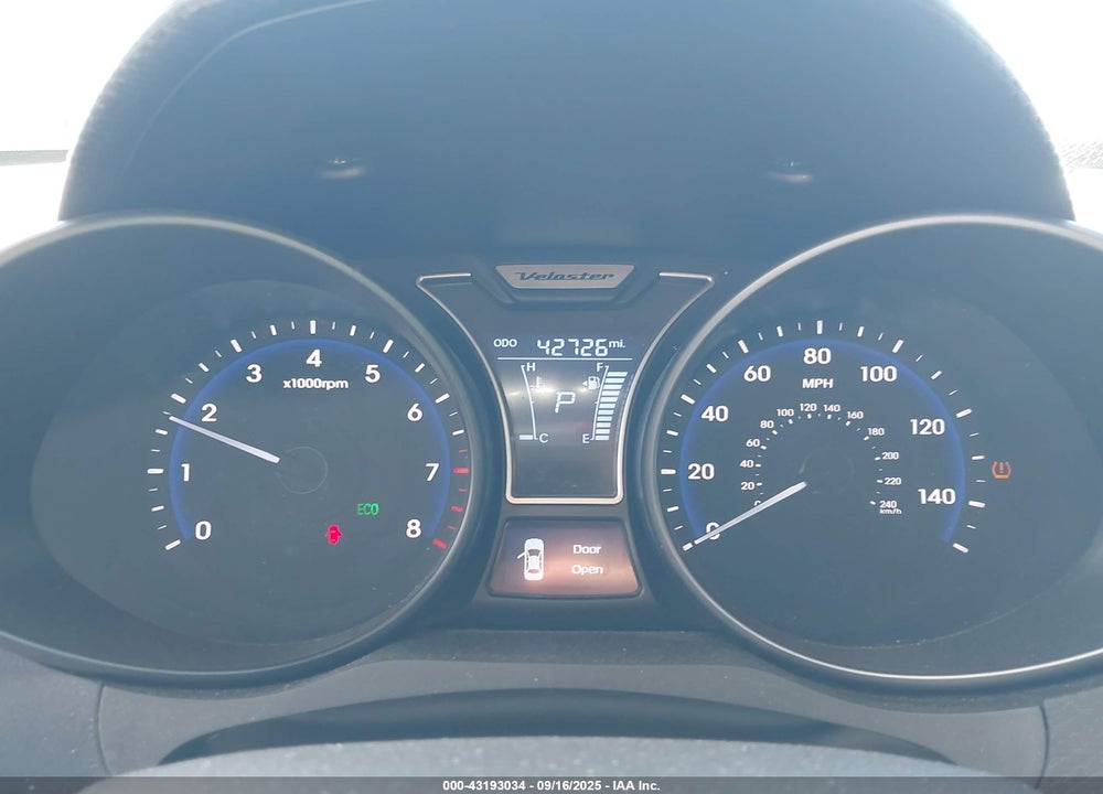 2014 HYUNDAI VELOSTER VIN: KMHTC6AE2EU183673