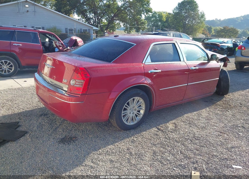 2010 CHRYSLER 300 TOURING PLUS VIN: 2C3CA1CV0AH320413