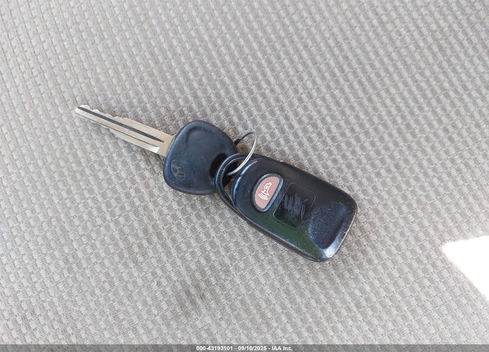 2006 HYUNDAI TUCSON VIN: KM8JM12B86U411401