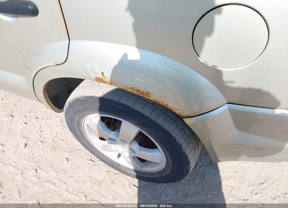 2006 HYUNDAI TUCSON VIN: KM8JM12B86U411401