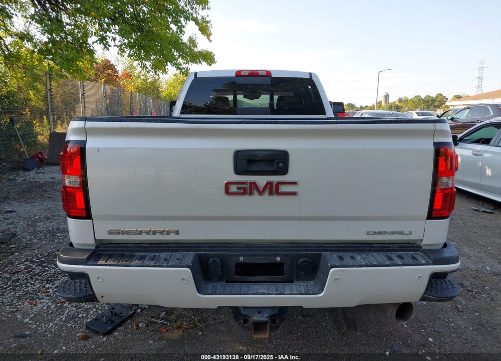 2019 GMC SIERRA 3500HD DENALI VIN: 1GT42WEY7KF154265