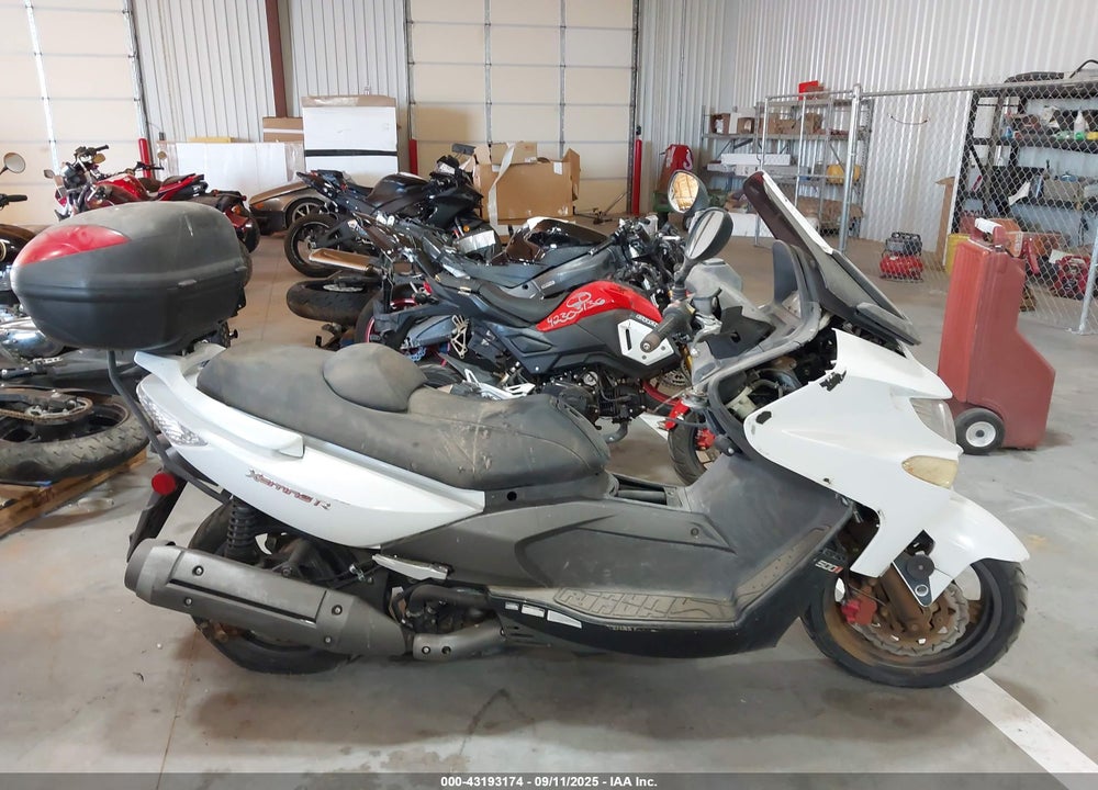 2010 KYMCO USA INC XCITING 500I VIN: RFBT7S379AB300593
