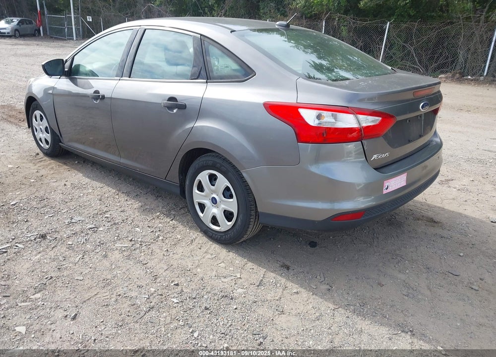 2013 FORD FOCUS VIN: 1FADP3E25DL358519