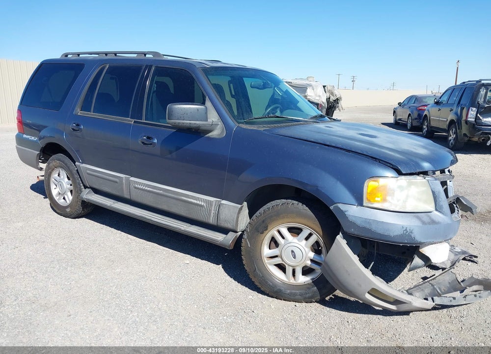 2005 FORD EXPEDITION XLT VIN: 1FMPU15575LB13832