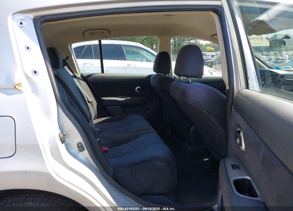 2011 NISSAN VERSA VIN: 3N1BC1CP3BL389868