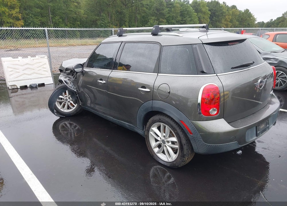 2011 MINI COOPER VIN: WMWZB3C55BWM00384