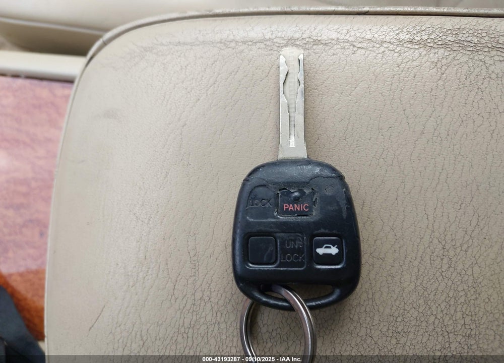 2004 LEXUS LS 430 VIN: JTHBN36F640127332