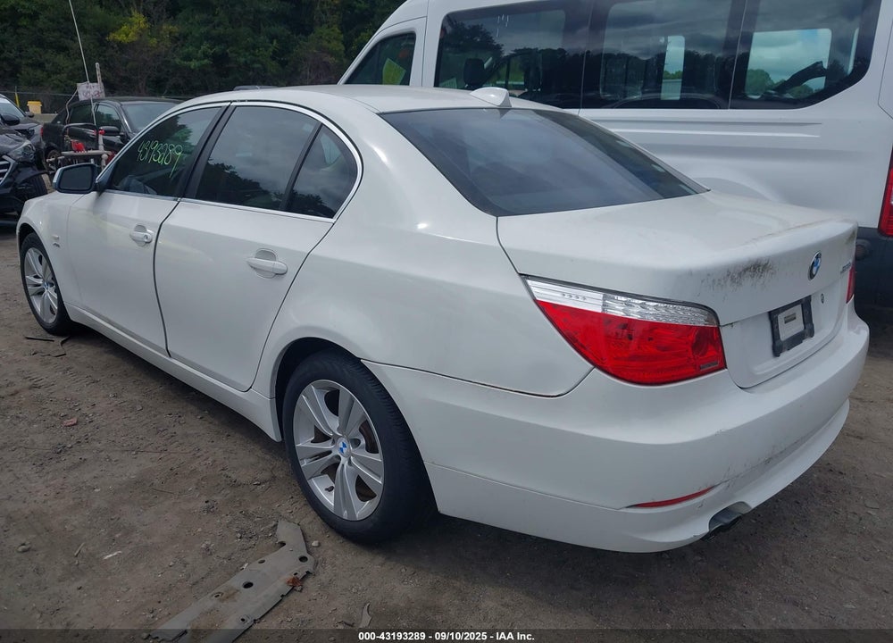 2010 BMW 528I XDRIVE VIN: WBANV1C51AC389393