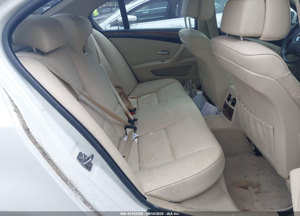 2010 BMW 528I XDRIVE VIN: WBANV1C51AC389393