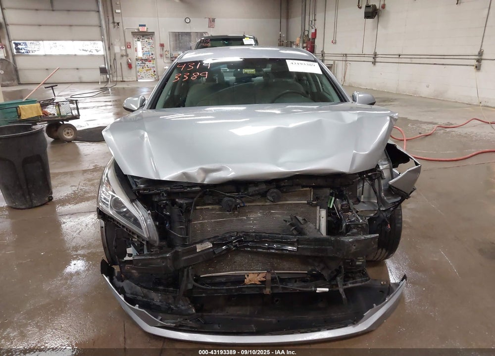 2015 HYUNDAI SONATA VIN: 5NPE24AFXFH211566