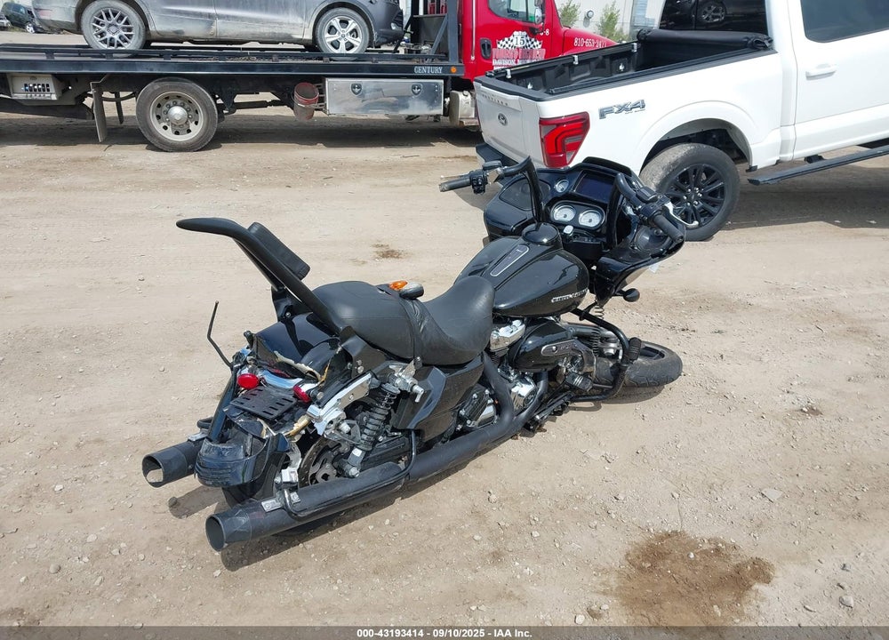 2019 HARLEY-DAVIDSON FLTRX VIN: 1HD1KHC1XKB632155